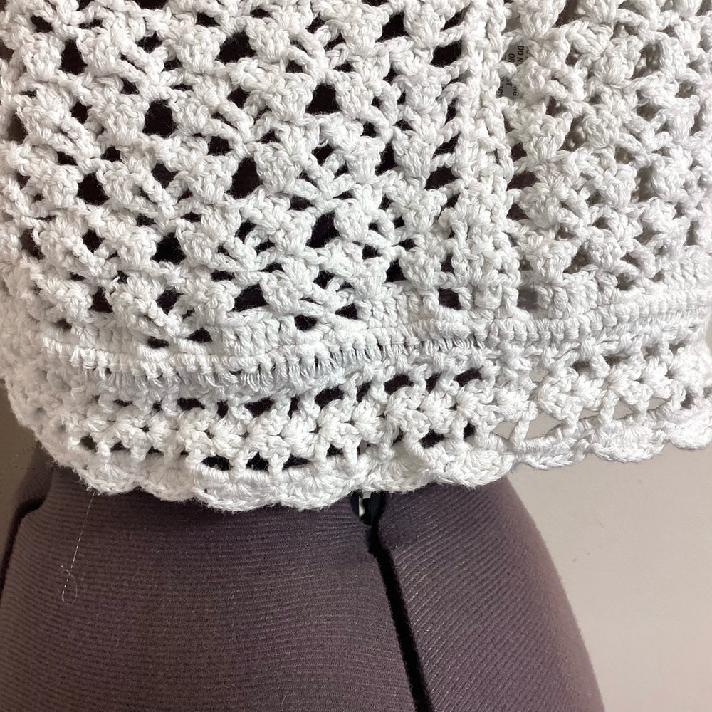 Dressbarn Y2K Crochet Lace Cropped Shrug Bolero Cardigan Vest 1X - Picture 8 of 13